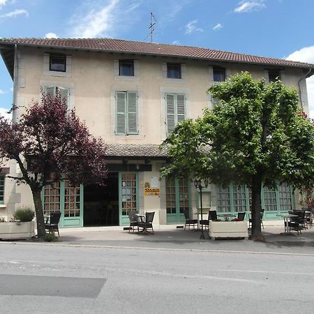 Hôtel Restaurant Le Périgord Maurs Exterior foto
